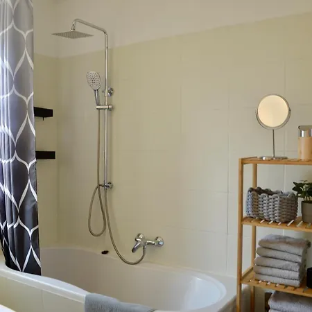 Oki-home - Zentral, Parkplatz Rothenburg ob der Tauber