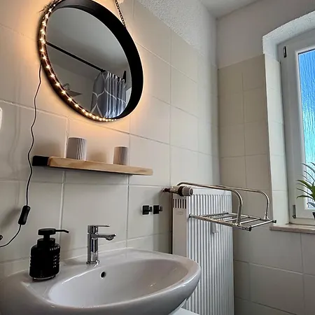 Neu - Oki-home - Zentral Mit Parkplatz *